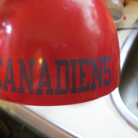 Montreal Canadiens Desk Lamp - Picture 4 of 8
